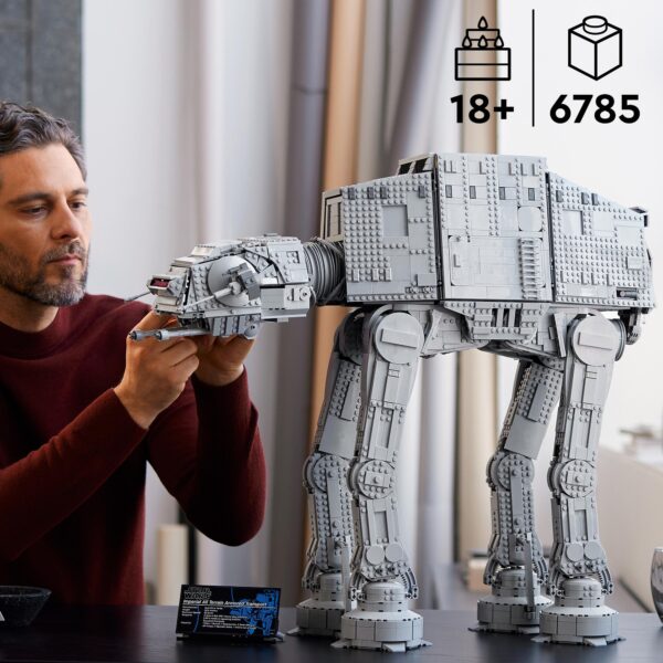 LEGO Star Wars 75313 AT-AT - Image 3