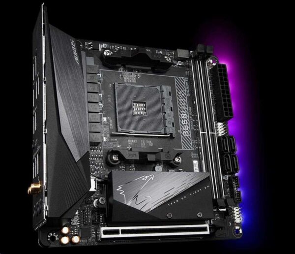 Gigabyte B550 I AORUS PRO AX - Image 11