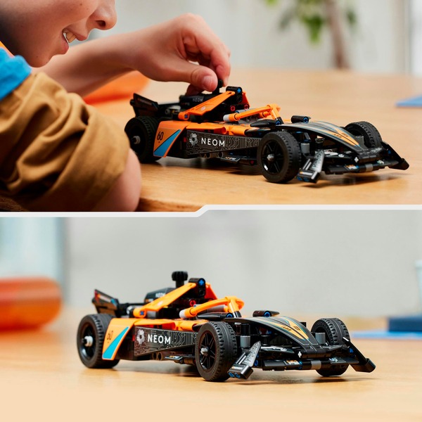 LEGO 42169 Technic NEOM McLaren Formula E Závodní auto – 42169 - Image 6