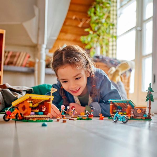 LEGO Friends 42624 Útulné chatky na dobrodružném táboře – 42624 - Image 2